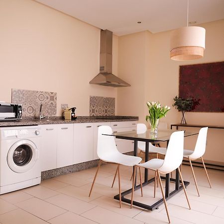 Guzman El Bueno Suites Sevilla Bagian luar foto