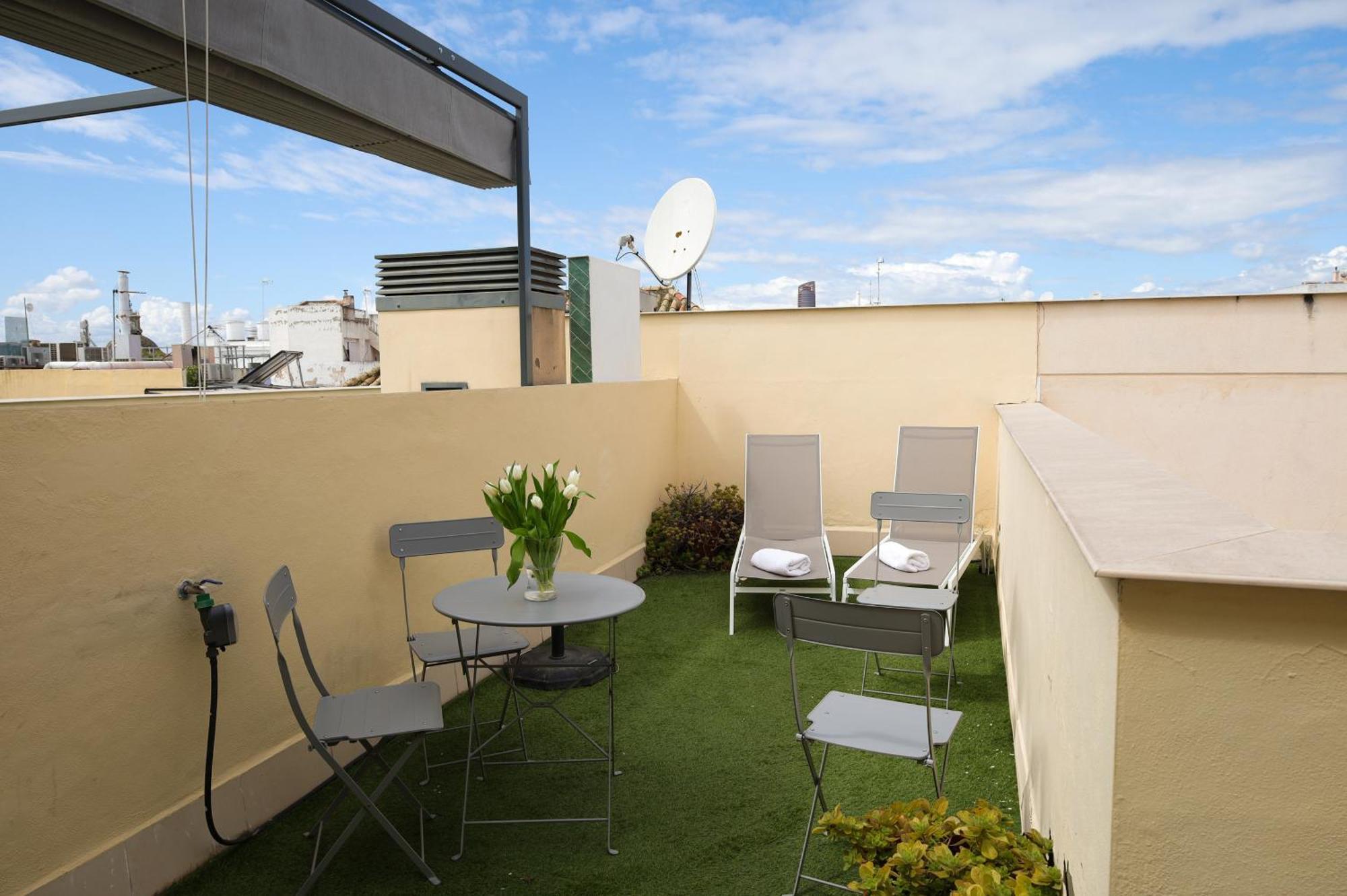 Guzman El Bueno Suites Sevilla Bagian luar foto