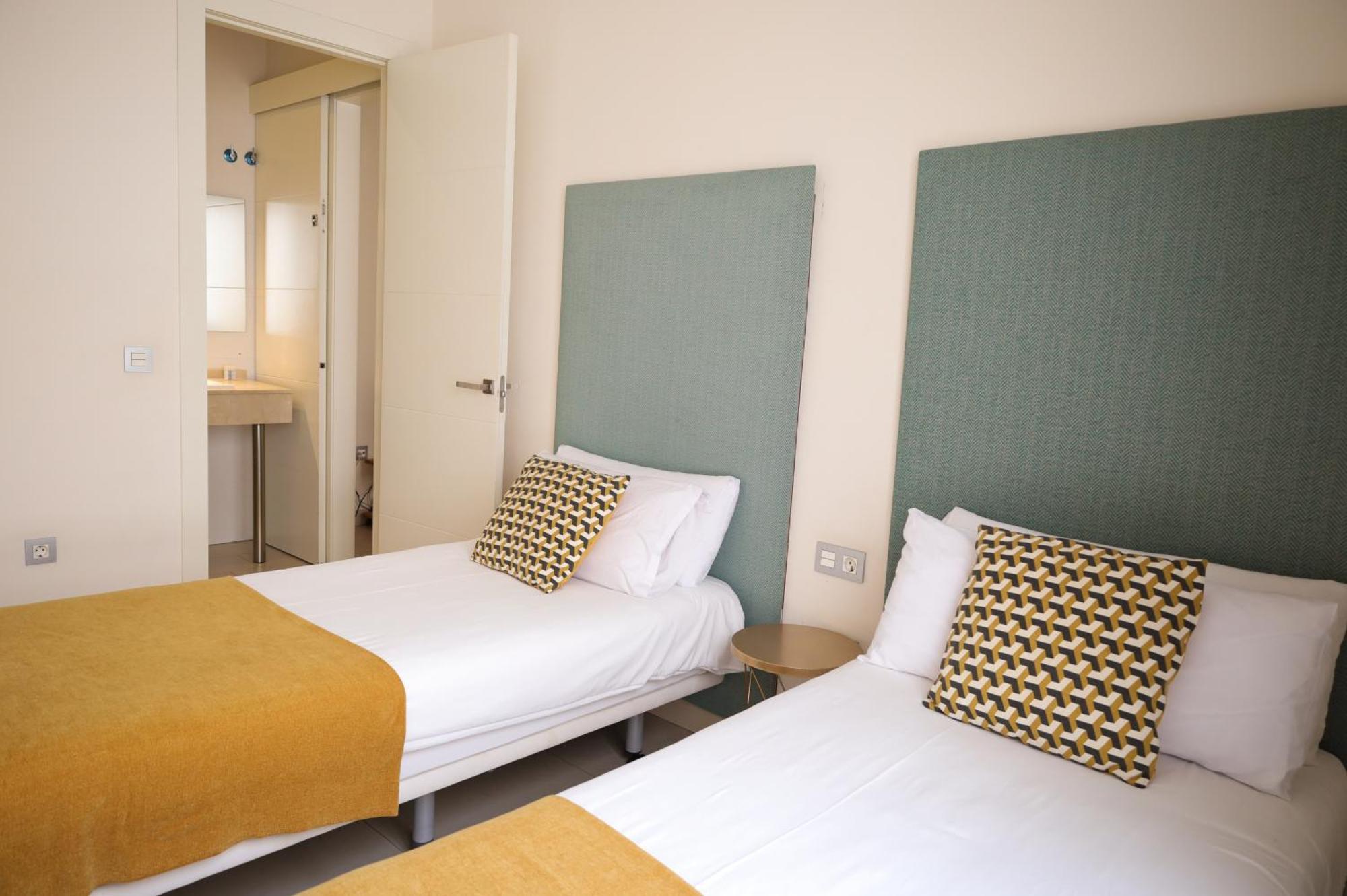 Guzman El Bueno Suites Sevilla Bagian luar foto