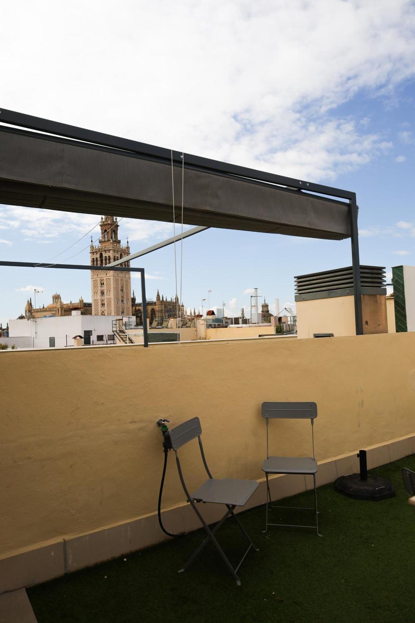 Guzman El Bueno Suites Sevilla Bagian luar foto