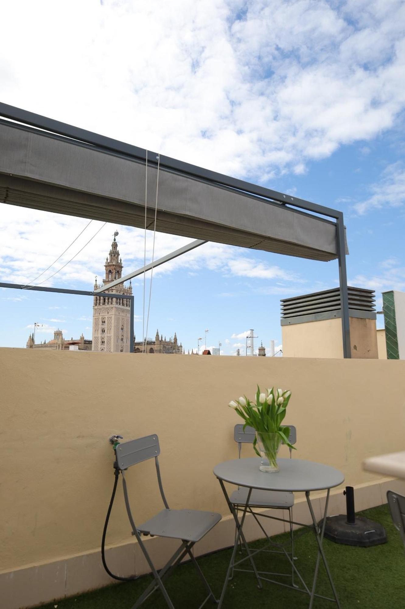 Guzman El Bueno Suites Sevilla Bagian luar foto