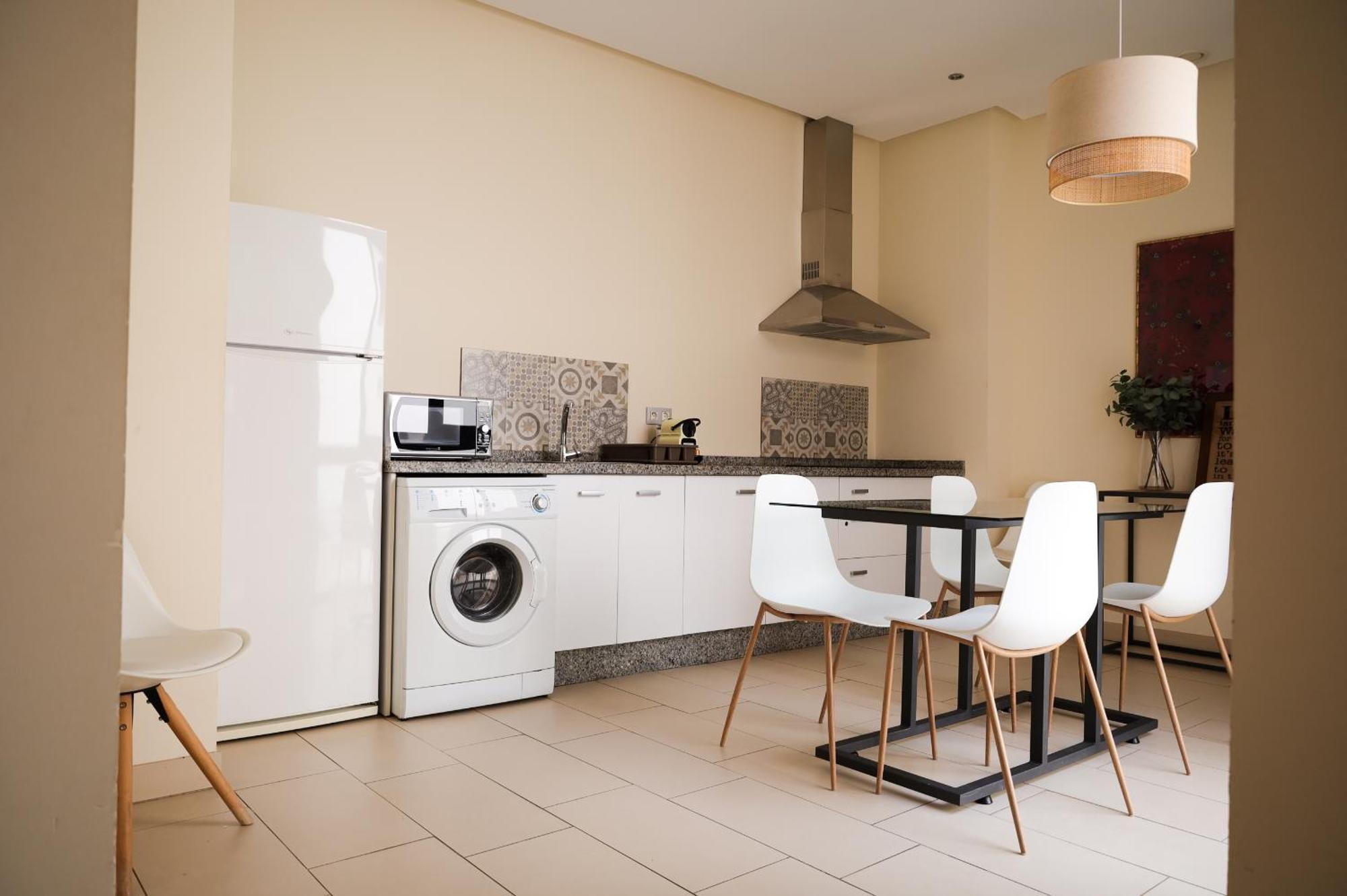 Guzman El Bueno Suites Sevilla Bagian luar foto