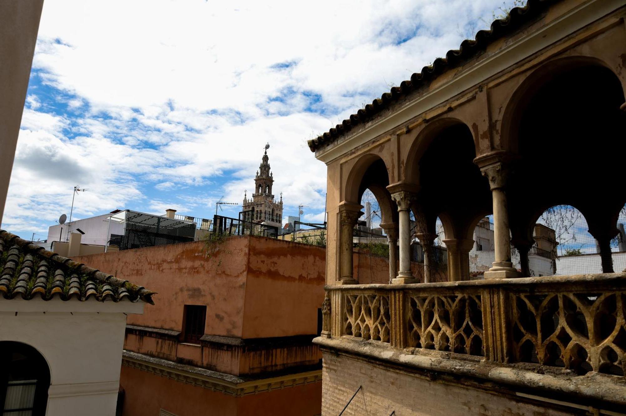 Guzman El Bueno Suites Sevilla Bagian luar foto
