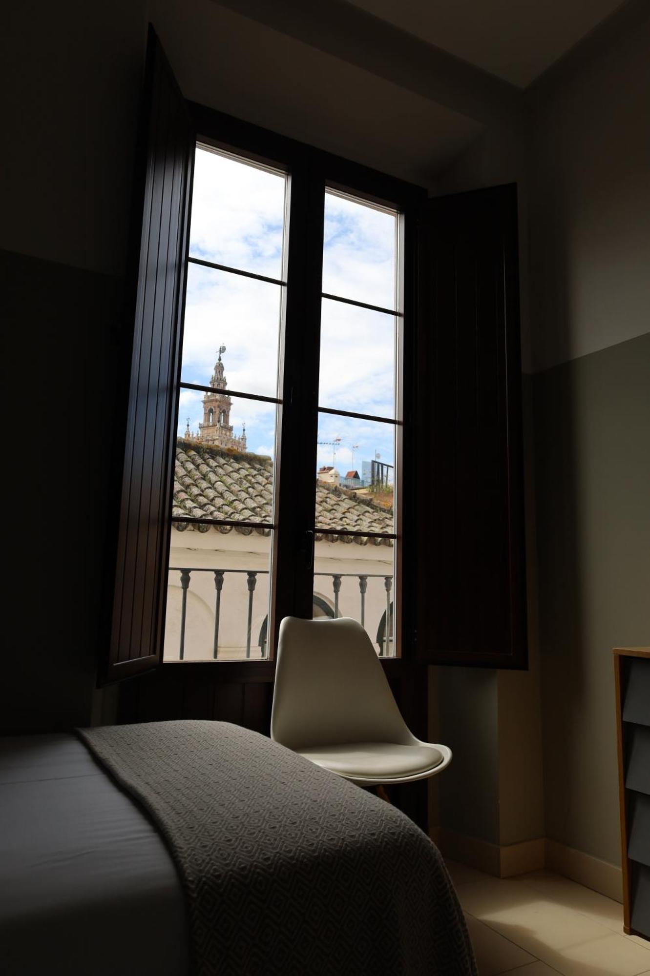 Guzman El Bueno Suites Sevilla Bagian luar foto