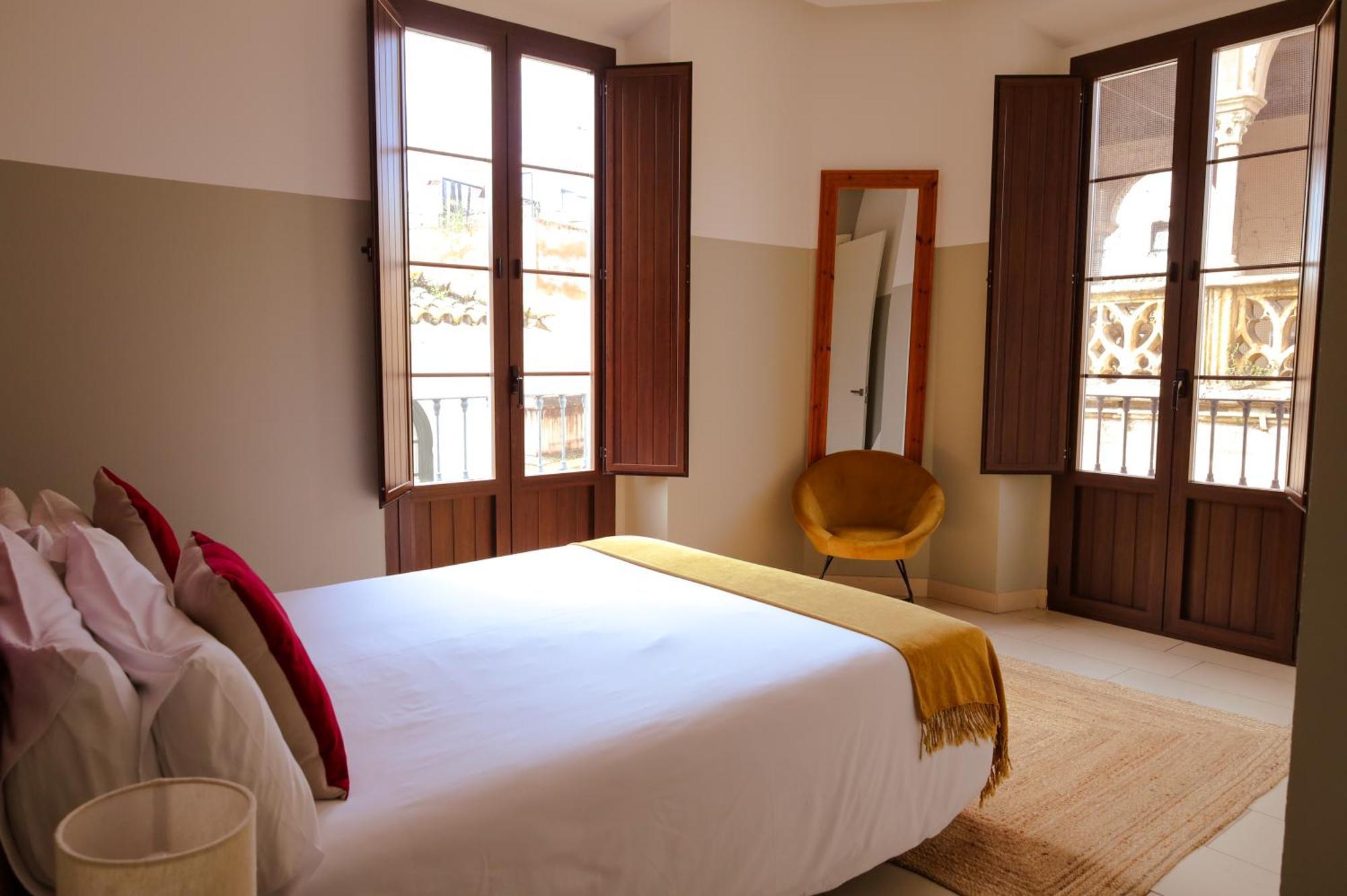 Guzman El Bueno Suites Sevilla Bagian luar foto