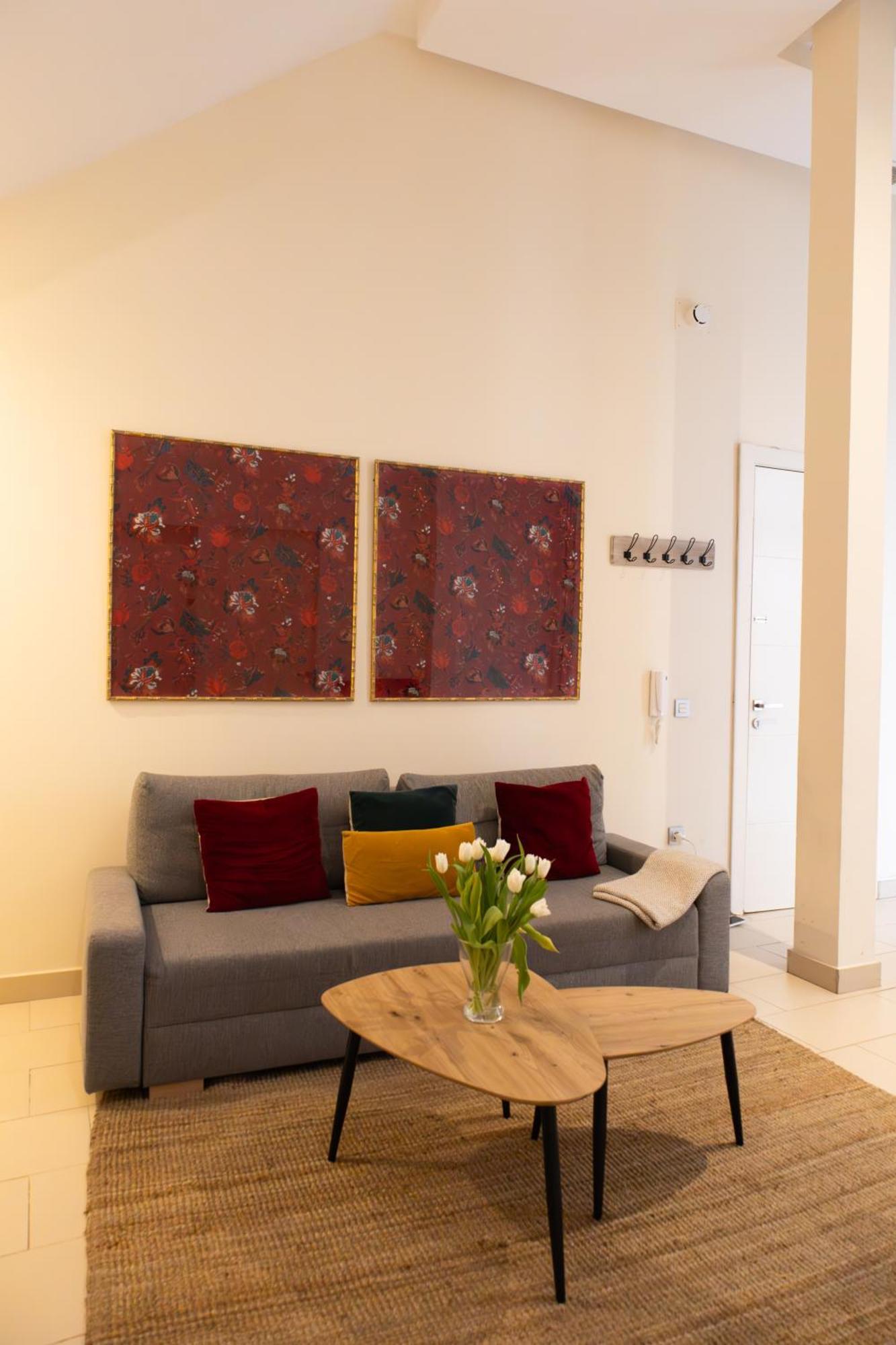 Guzman El Bueno Suites Sevilla Bagian luar foto
